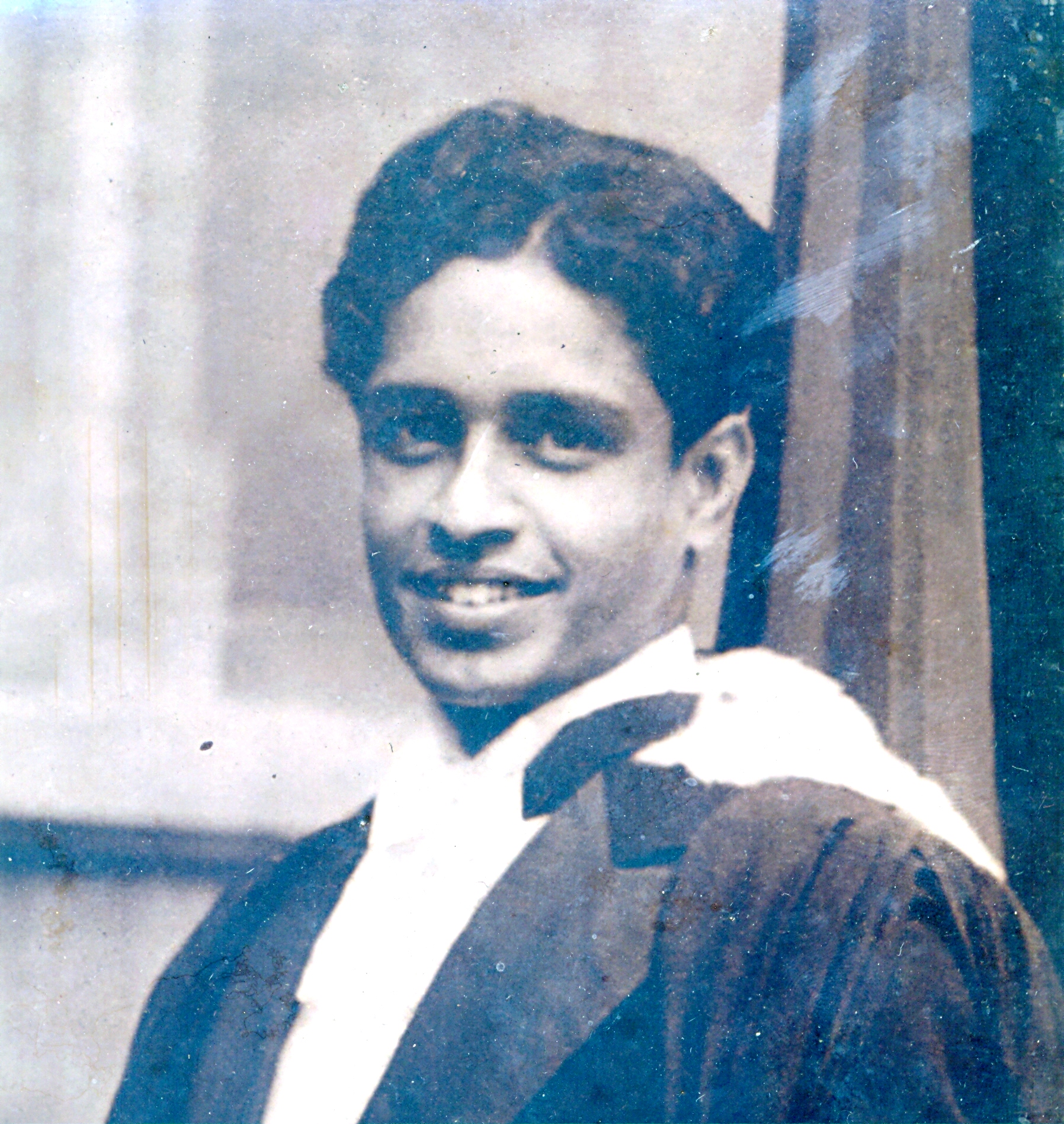 Dr. C. L. de Silva
